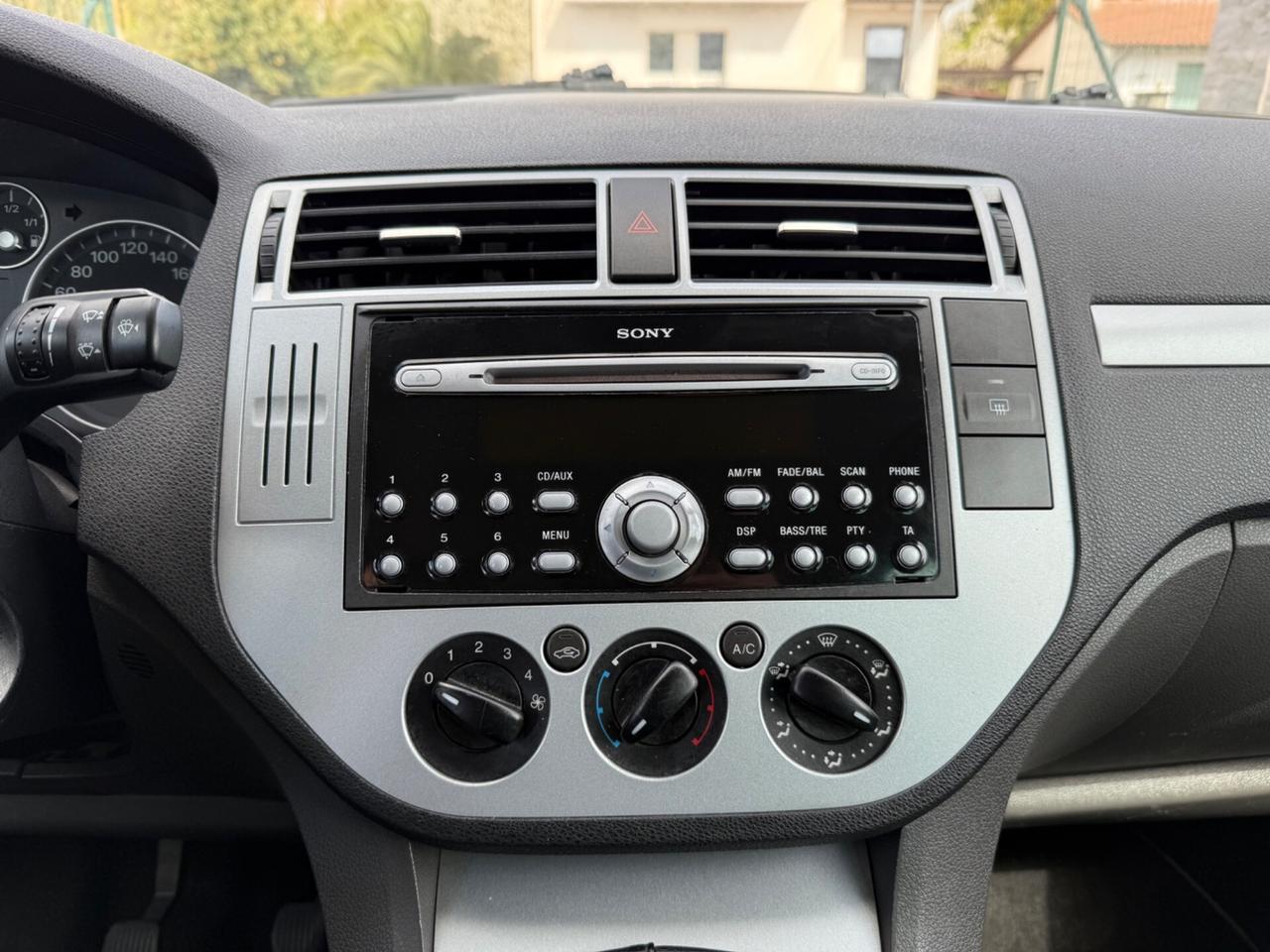 Ford Focus C-Max 1.6 TDCi Ghia