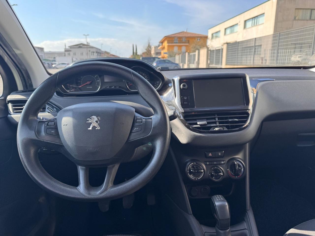 PACCHETTO : PEUGEOT 208 + OPEL CORSA (LEGGERE)