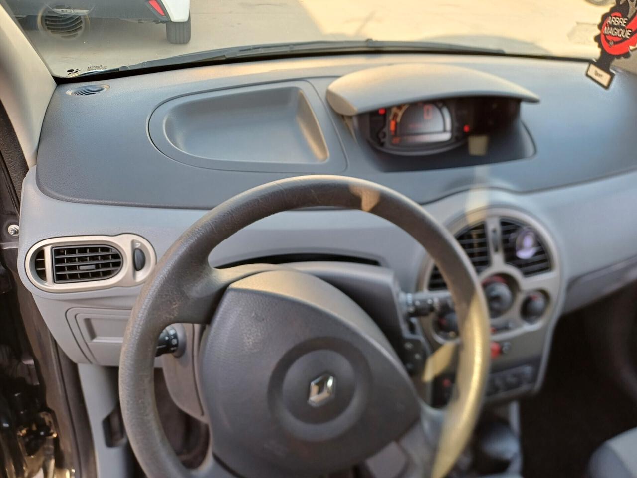 Renault Modus 1.5 dCi 85CV Dynamique
