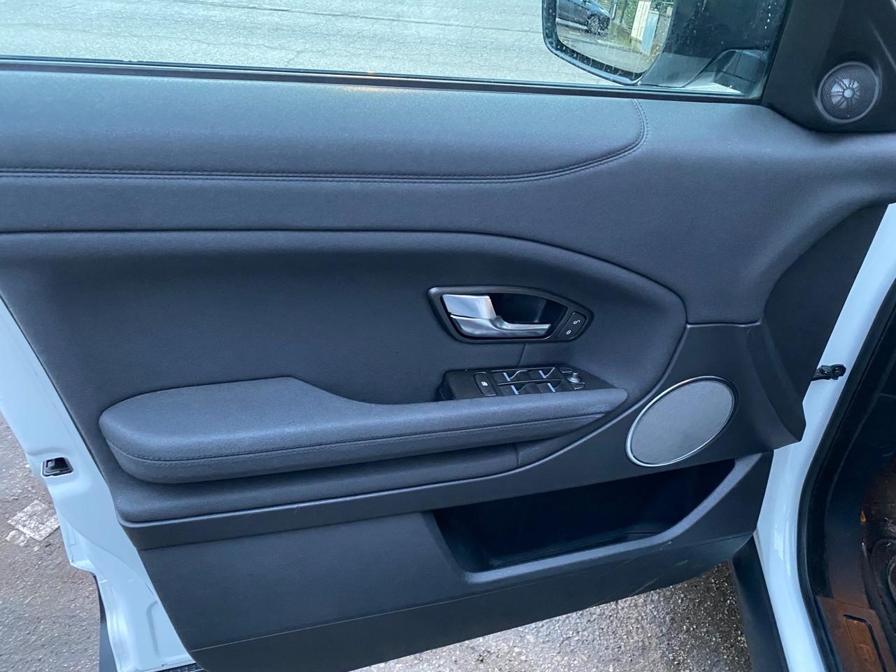 Land Rover Range Evoque 2.0 TD4 150 CV 5p. SE Dynamic