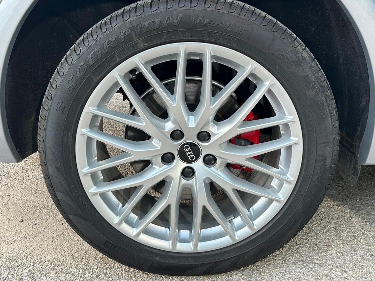 AUDI Q5 40TDI 204 CV QUATTRO S TRONIC S LINE PLUS