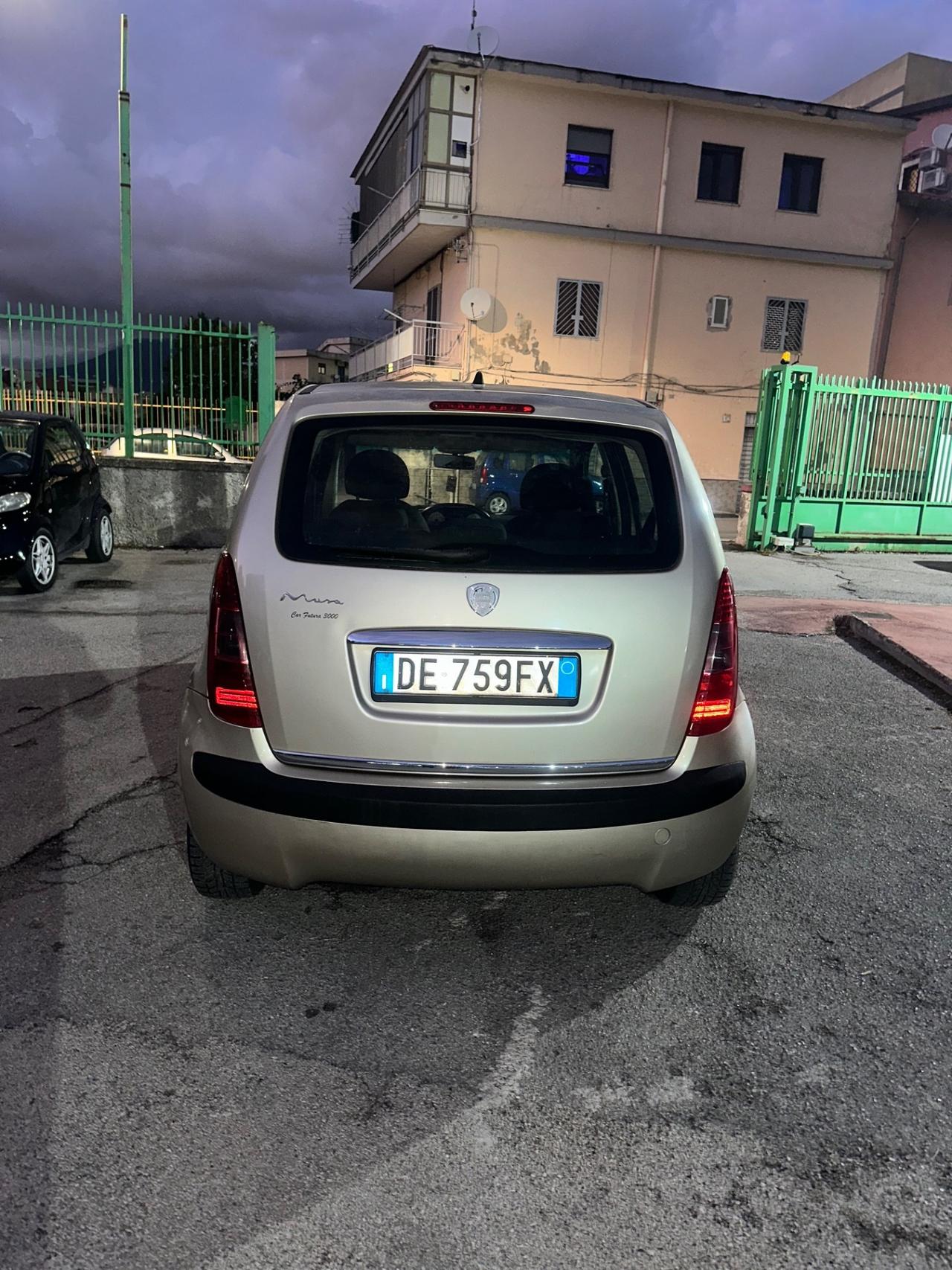 Lancia MUSA 1.4 16V Platino Plus