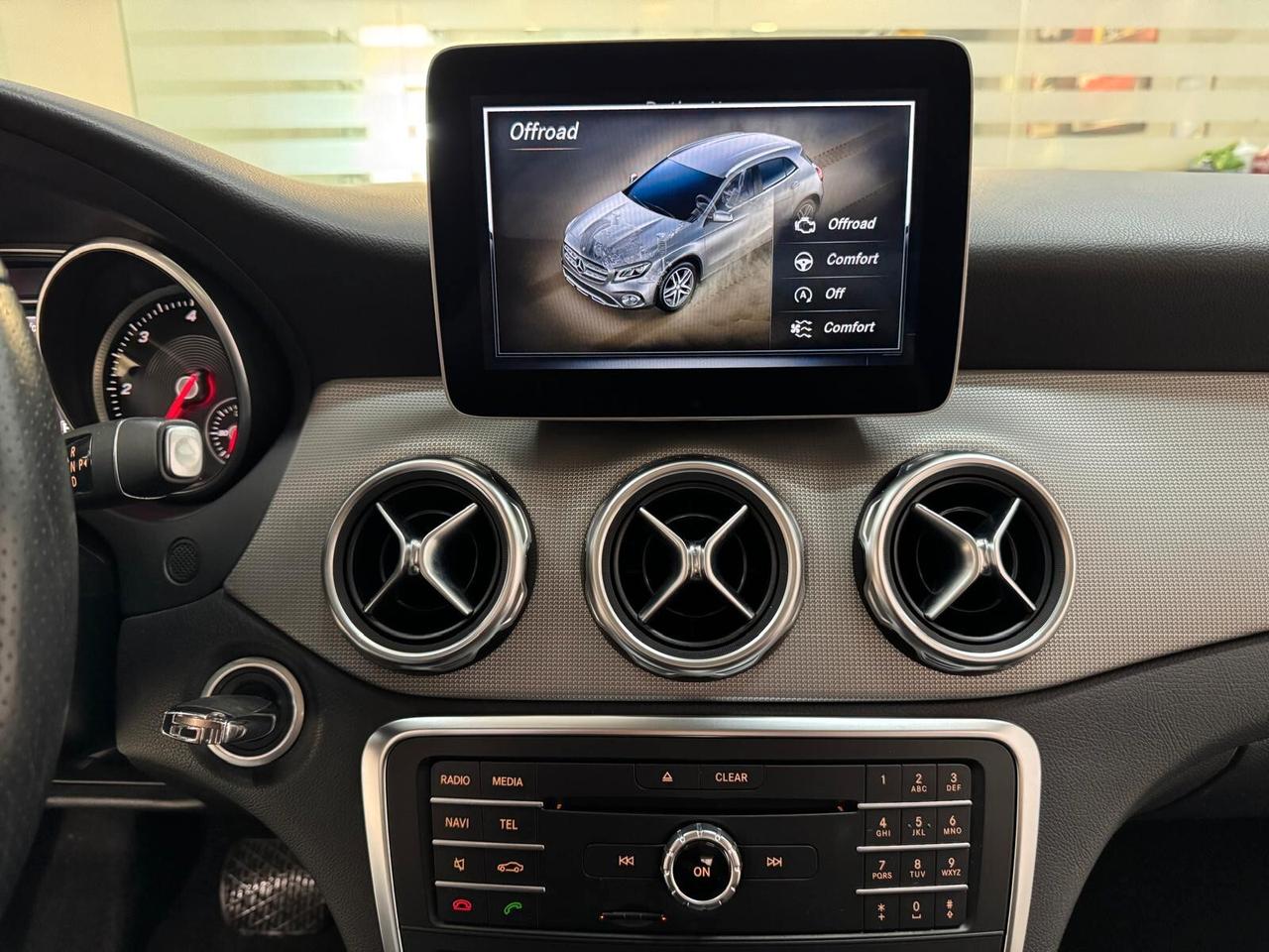 Mercedes-benz GLA 200 d 4Matic Tetto apribile 2018