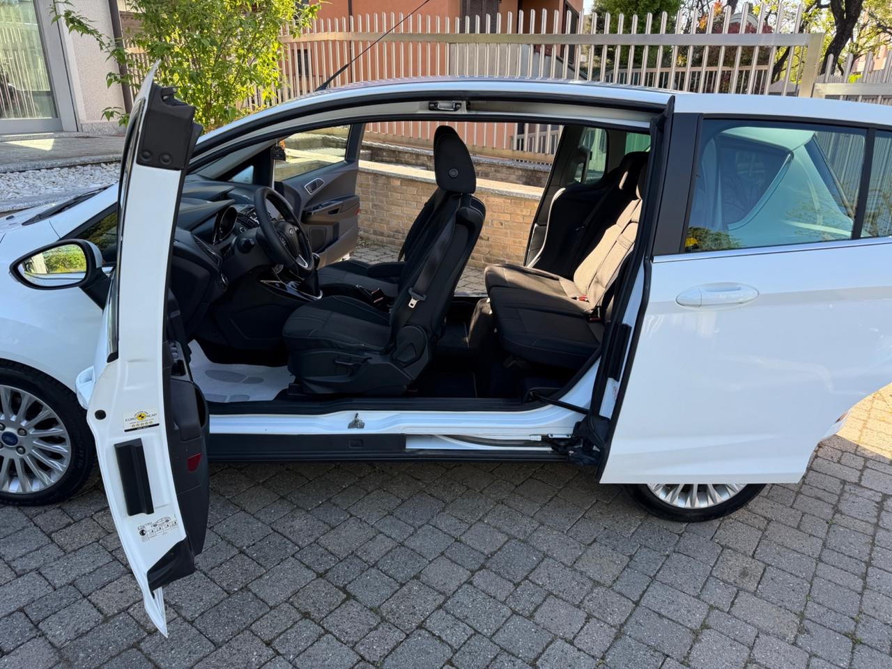 Ford B-Max 1.5 TDCi 75 CV Titanium