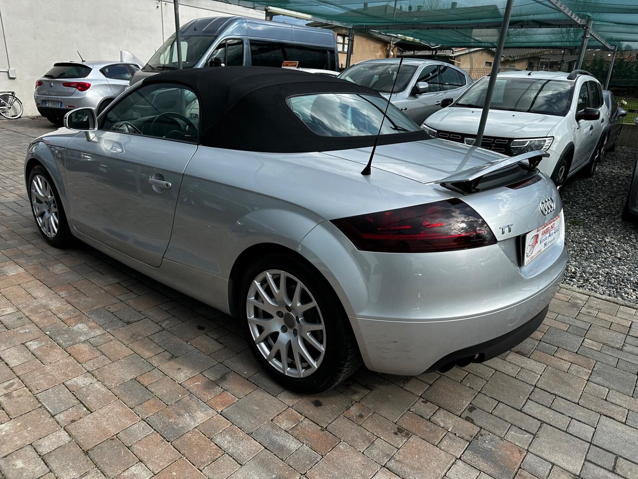 Audi TT Roadster 2.0 TFSI cabrio