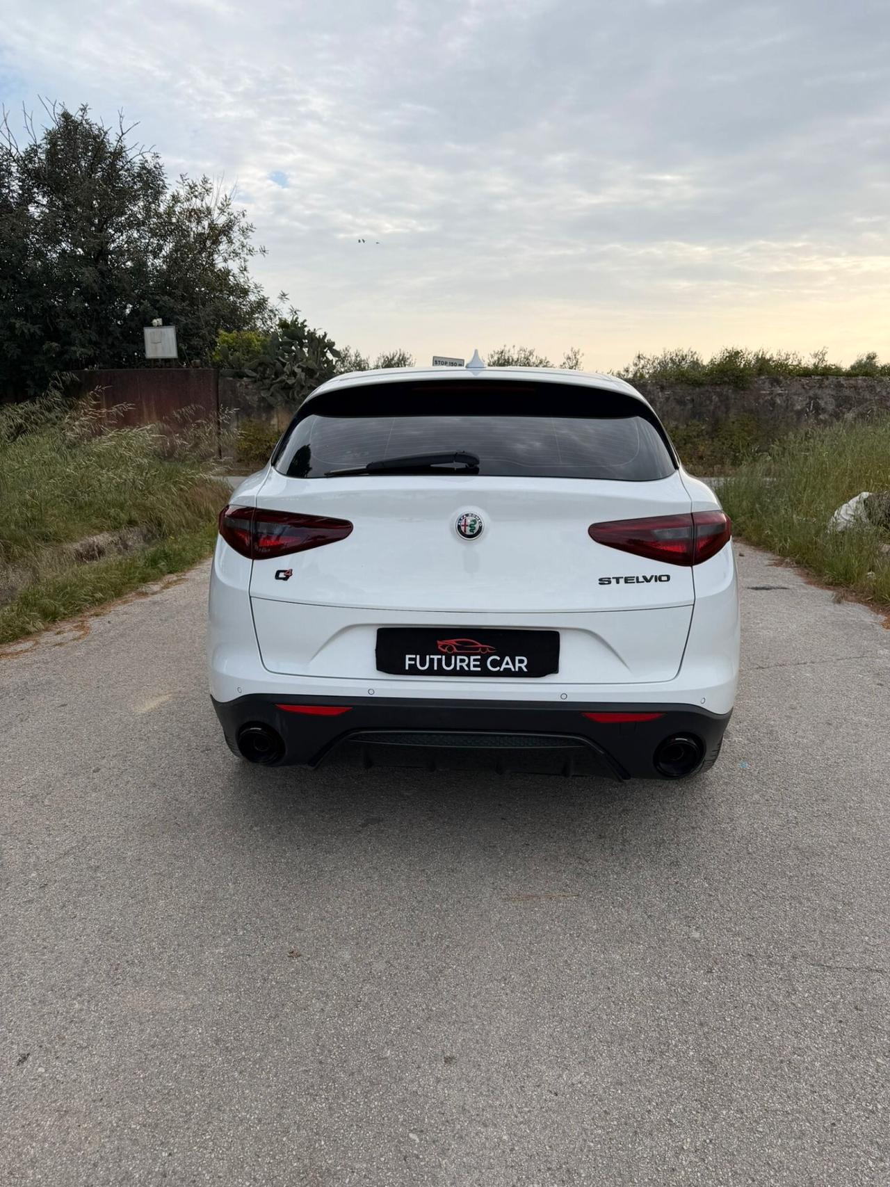 Alfa Romeo Stelvio 2.2 Turbodiesel 180 CV AT8 RWD Executive