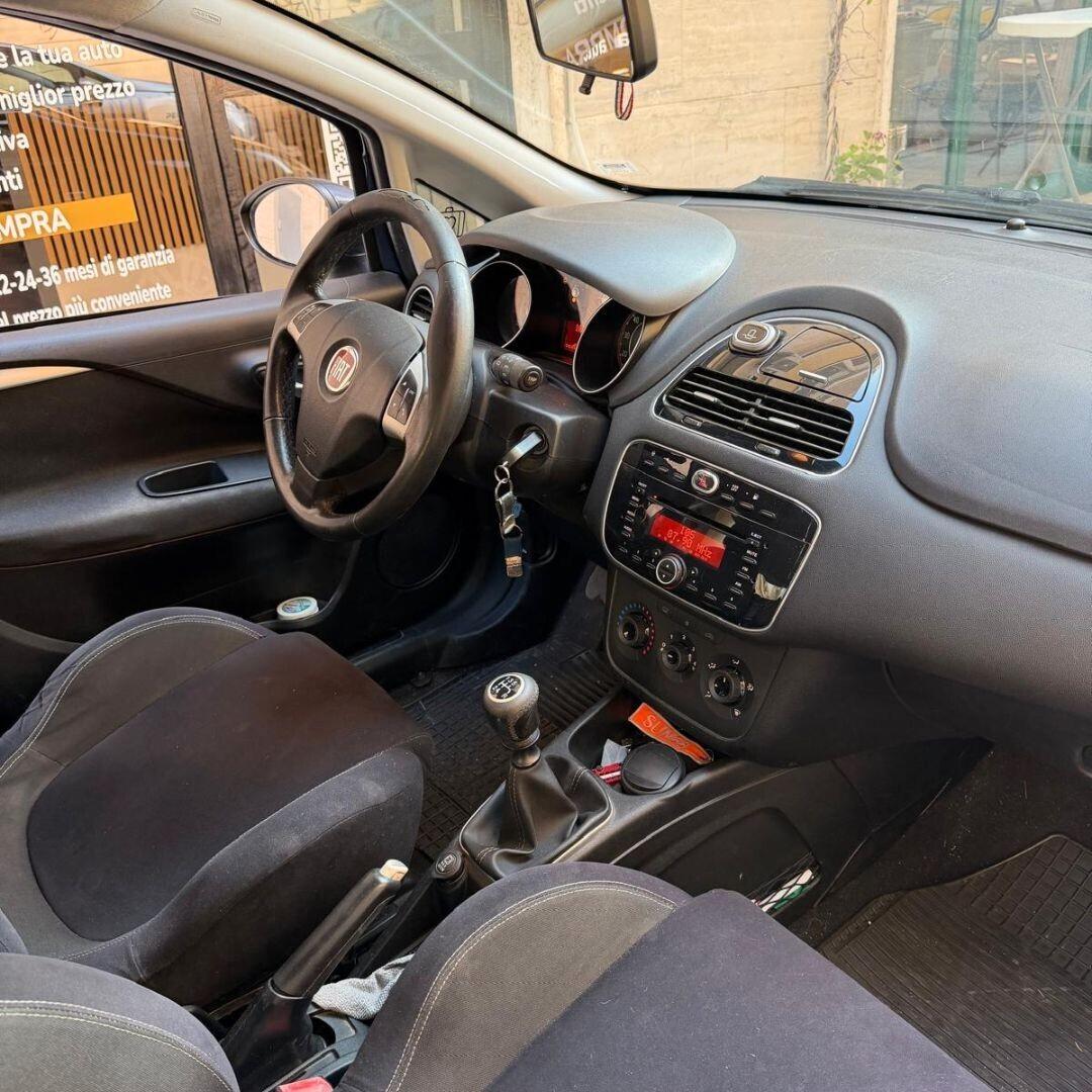 Fiat Punto 1.4 - 5 porte Natural Power 70CV