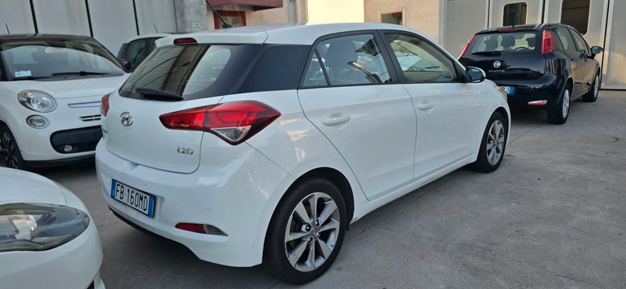 Hyundai i20 1.2 84 CV 5 porte euro 6