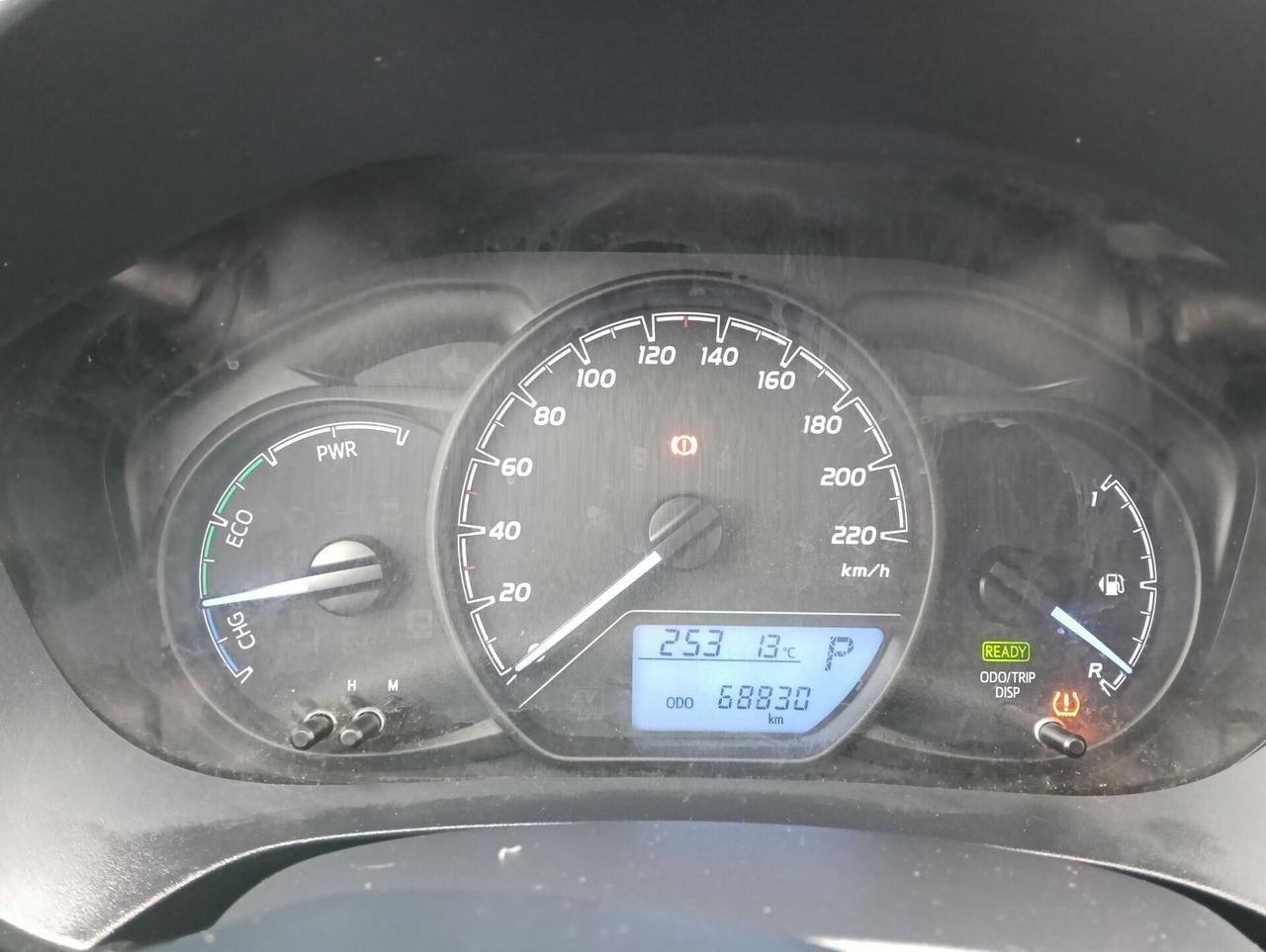 Toyota Yaris 1.5 Hybrid 5 porte Business