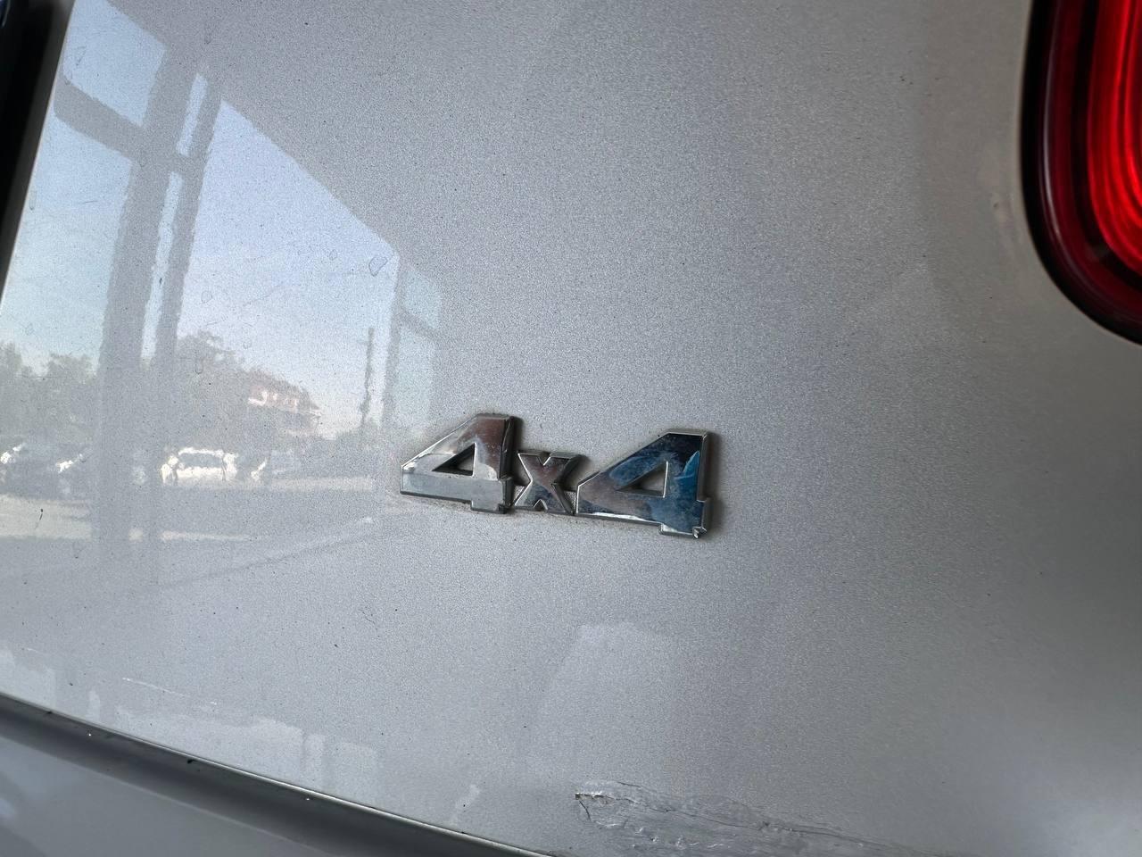 Suzuki SX4 4WD - 2.0 | 135 CV - 4X4