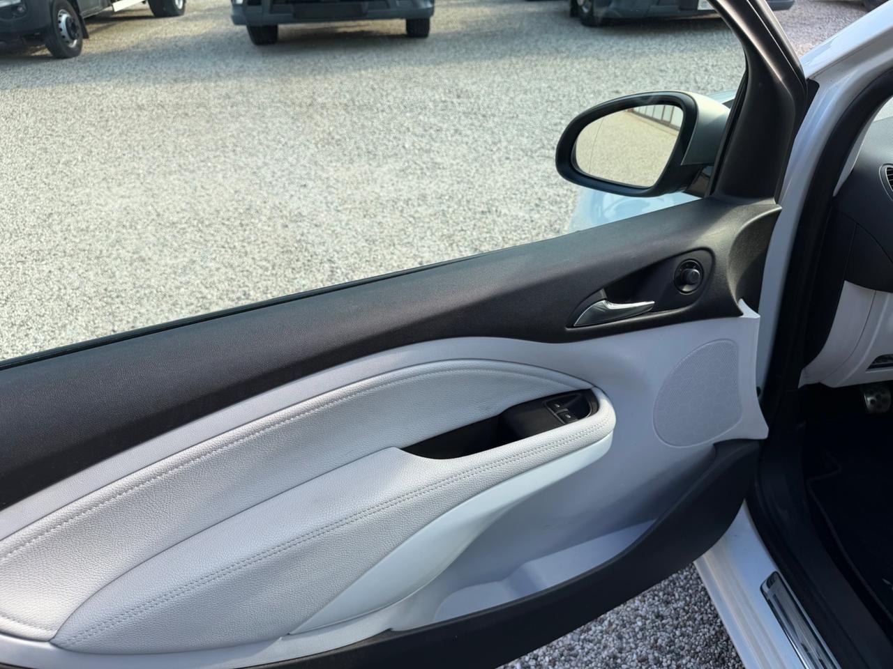 Opel Adam 1.4 87 CV Glam