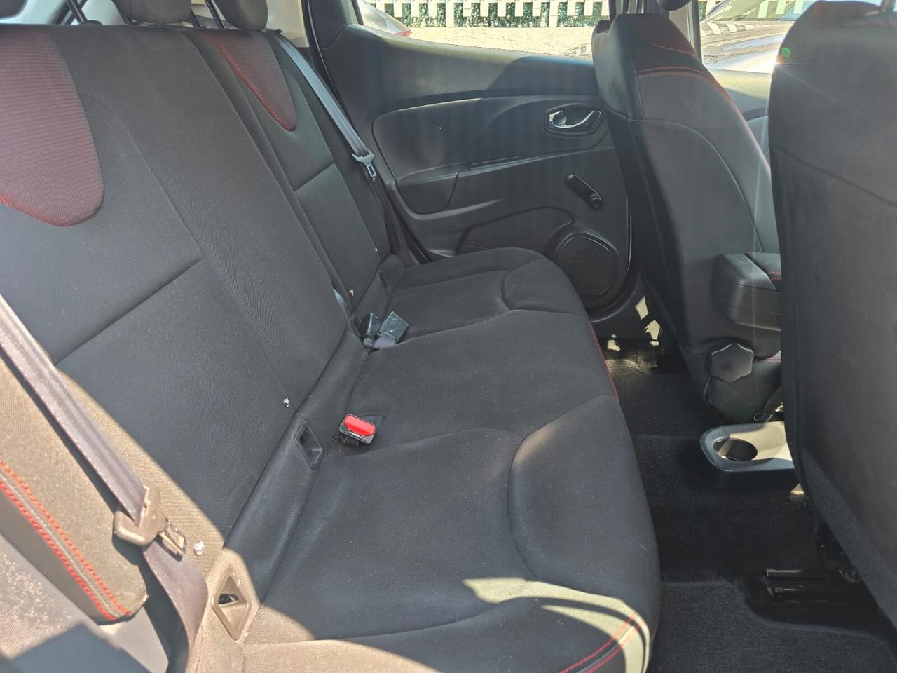 RENAULT CLIO 1.1 BENZINA 73CV SPORT NEOPATENTATI