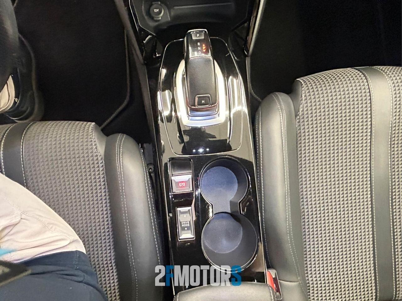 Peugeot 208 PureTech 130 Stop&Start EAT8 5 porte GT Line