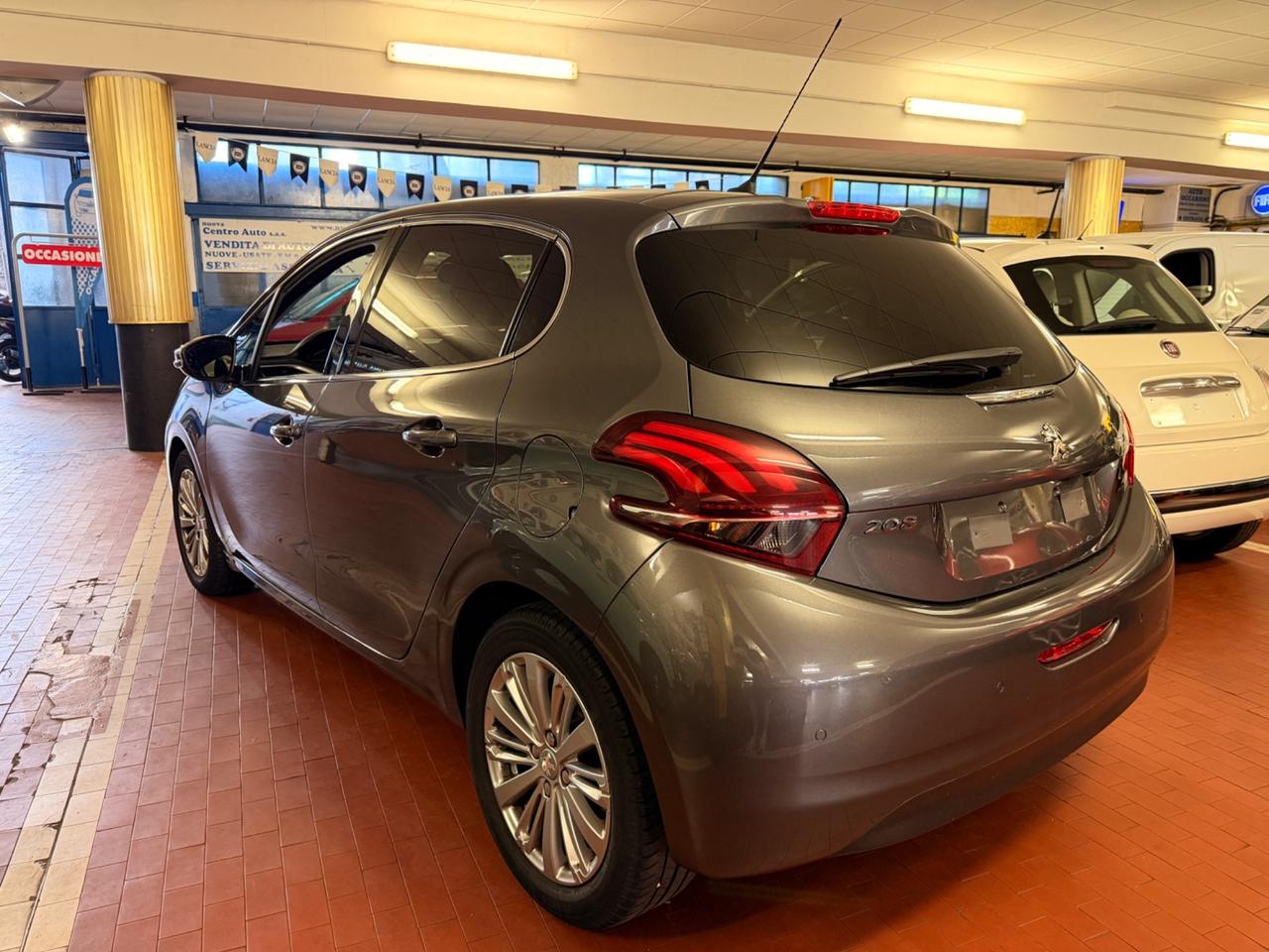 Peugeot 208 PureTech Turbo 110 EAT6 S&S 5 porte Allure