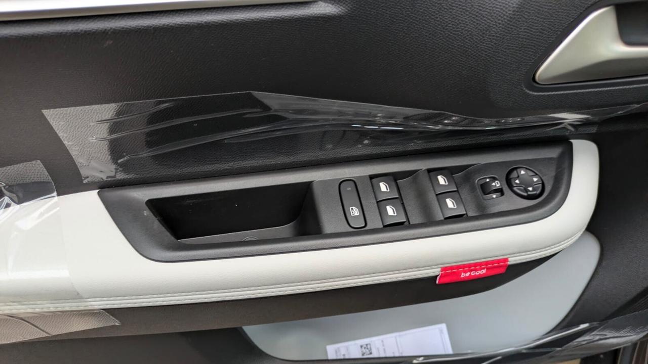 Citroen C3 110 HYBRID MAX KM0