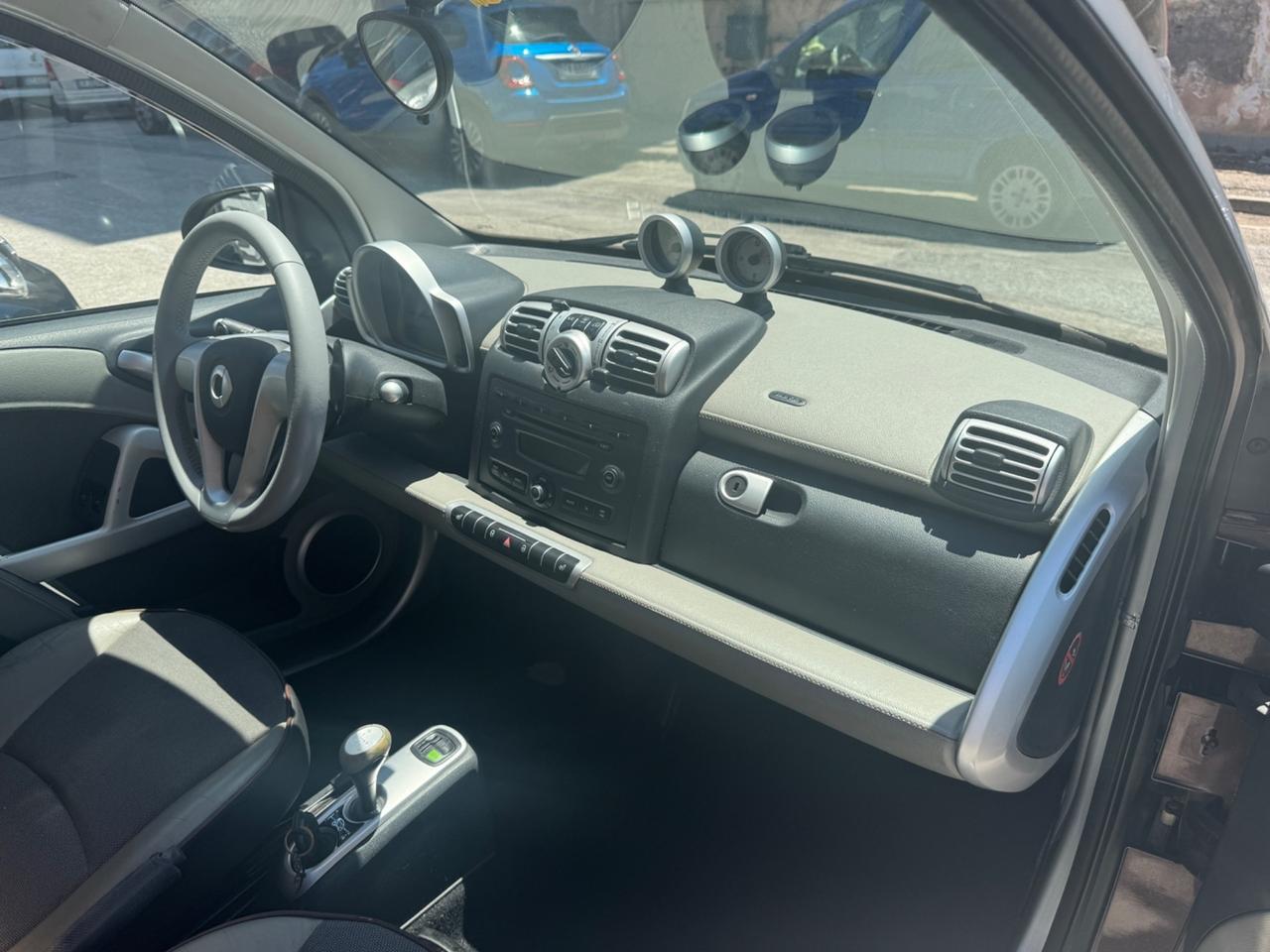 Smart ForTwo 1000 62 kW coupé higli style