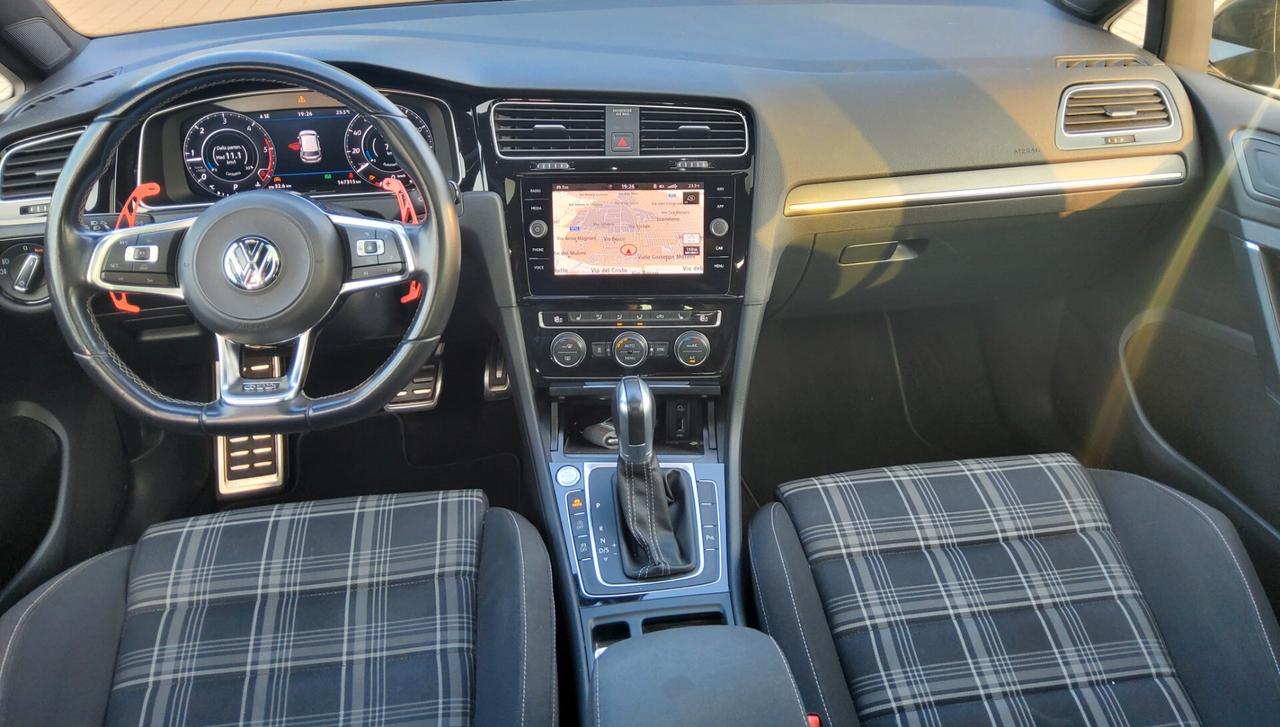 Volkswagen Golf GTD 2.0 TDI DSG 5p. BlueMotion Technology
