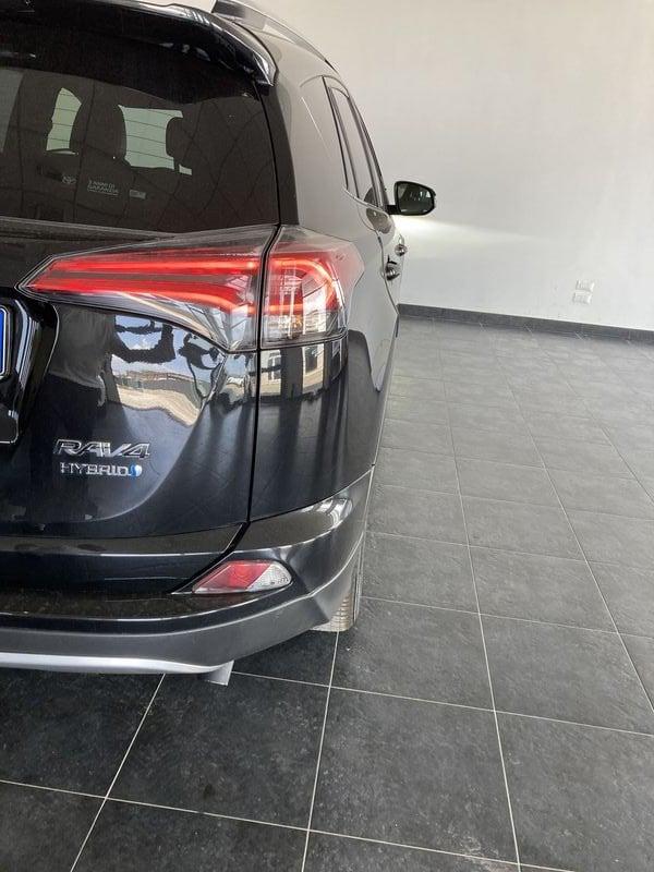 Toyota RAV4 2.5 Hybrid 2WD Lounge