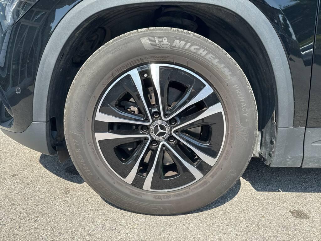 Mercedes GLA 180 180 D Advanced 8G-DCT