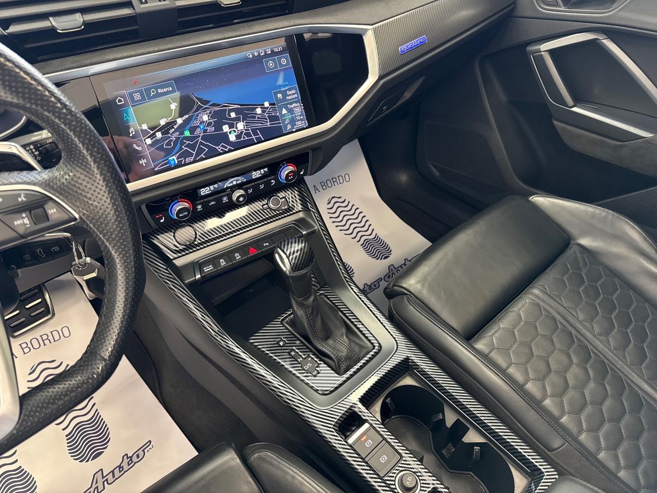 Audi Q3 RS quattro S tronic