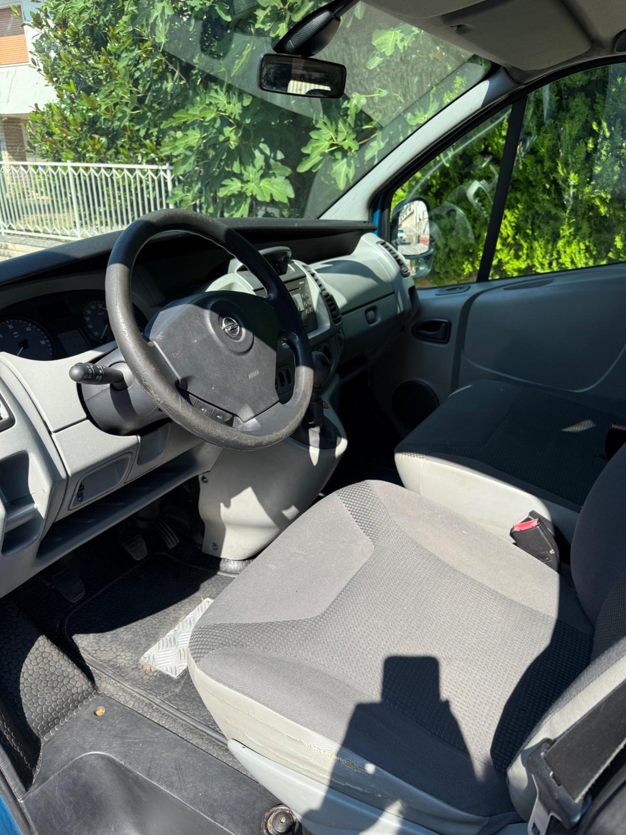 Opel Vivaro 27 2.0 CDTI PC-TN Combi 9 posti