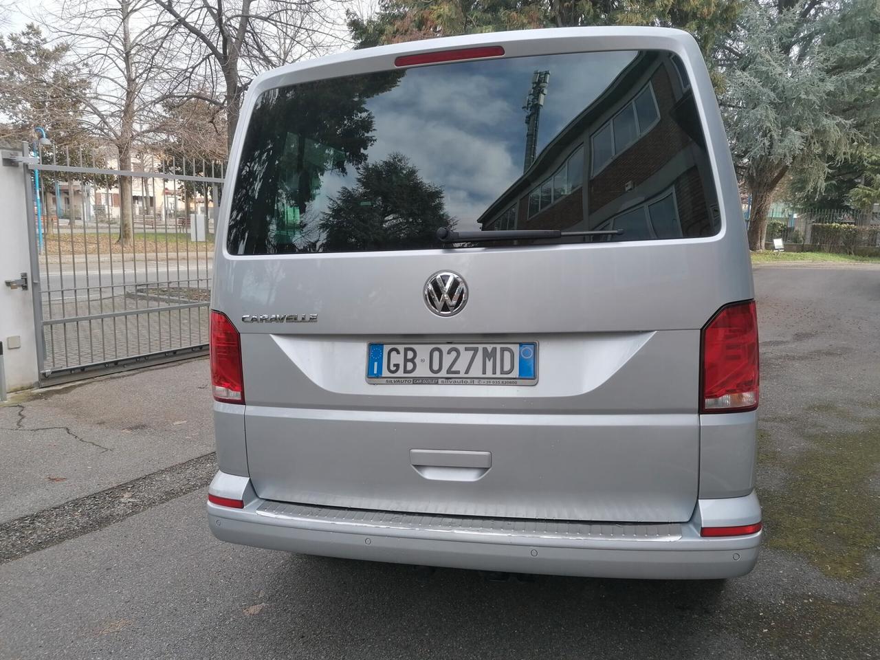 Volkswagen Caravelle T6 2.0 TDI 150CV DSG - GARANZIA 12 mesi