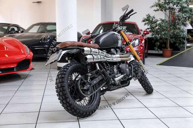 Triumph Bonneville SE 900 | RESTYLING BY "ATELIER OFFICINA 76"|