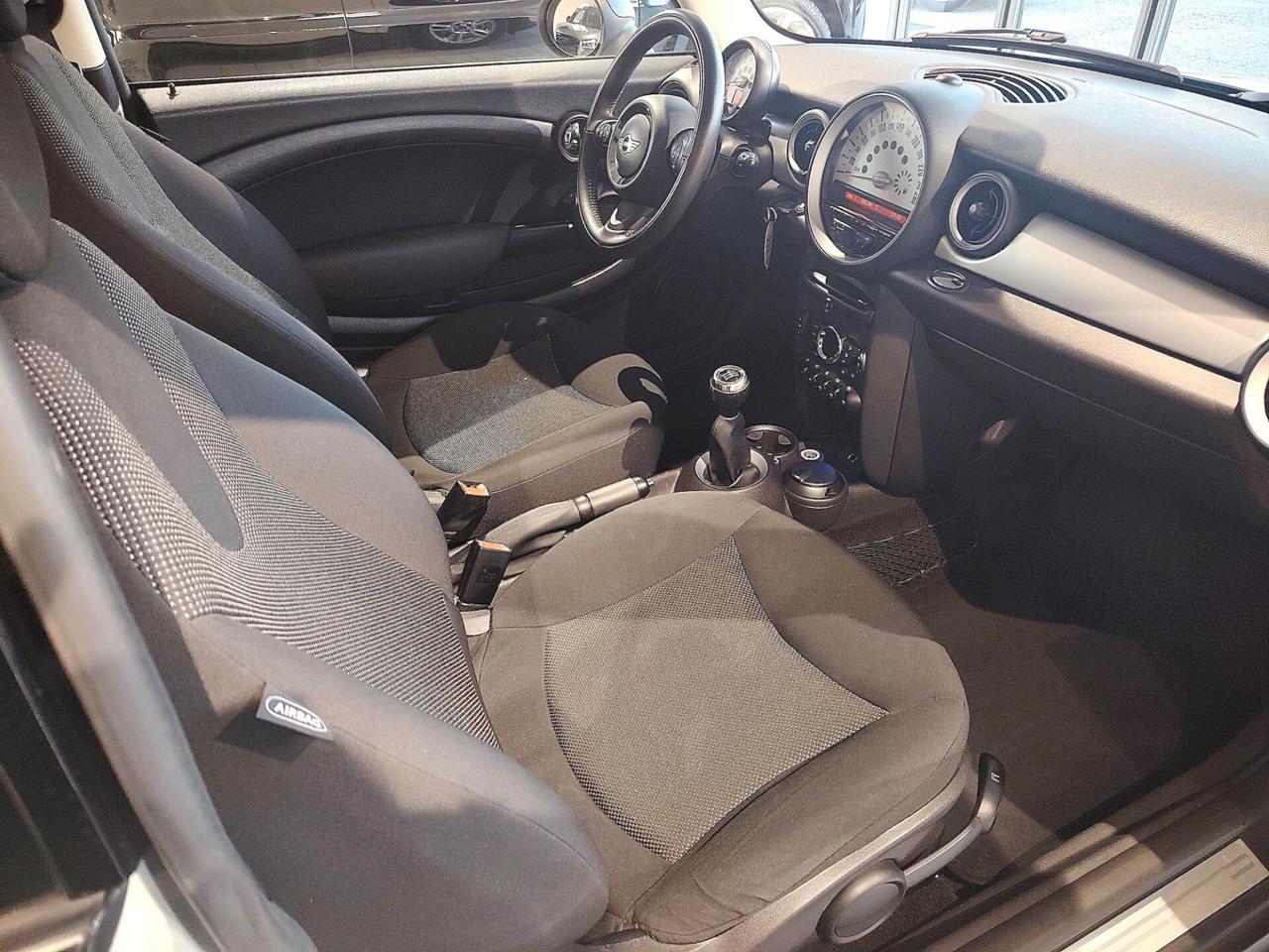 Mini 1.6 16V One OK NEOPATENTATI
