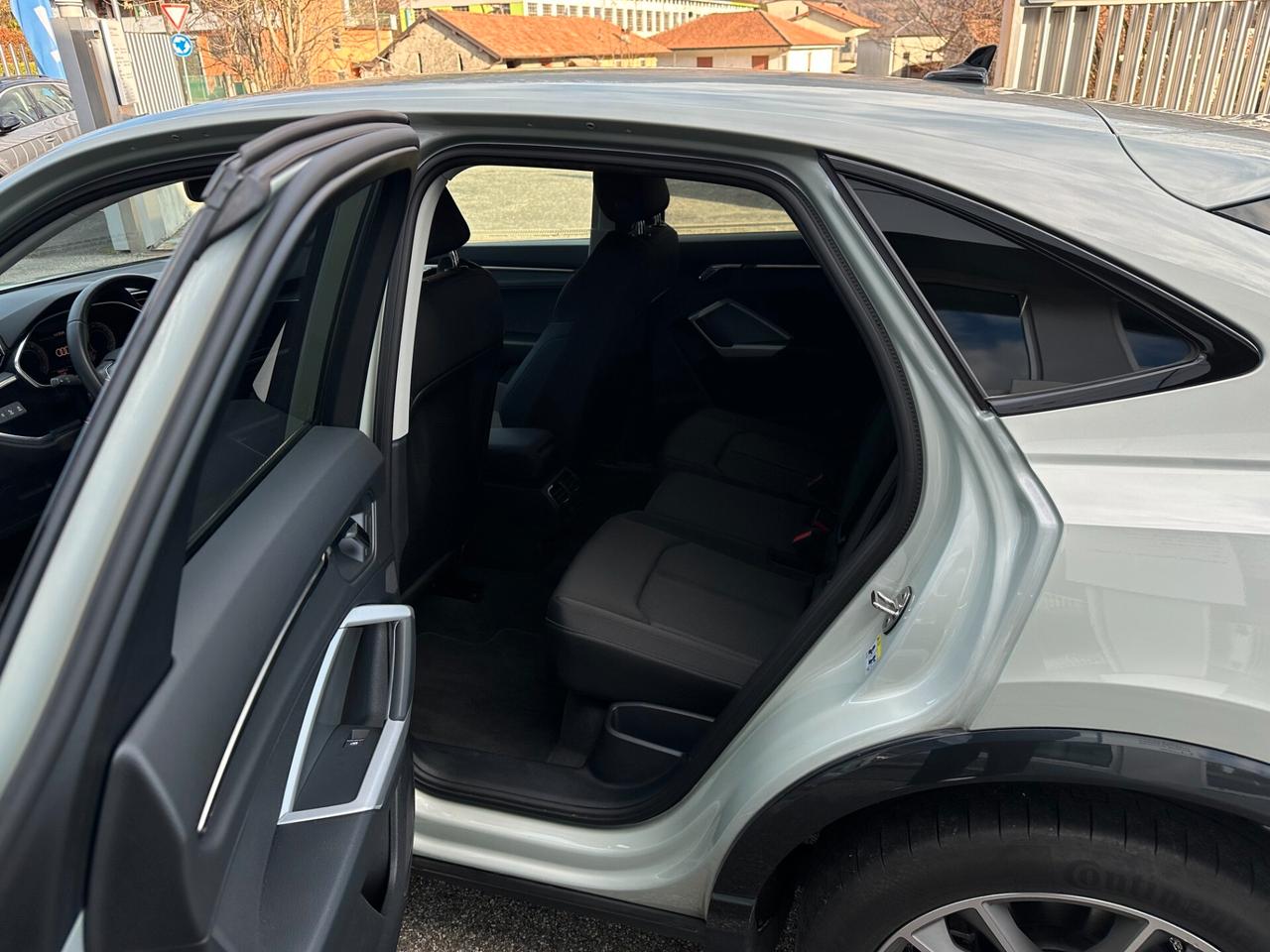 Audi Q3 SPB 40 TFSI quattro S tronic line edition