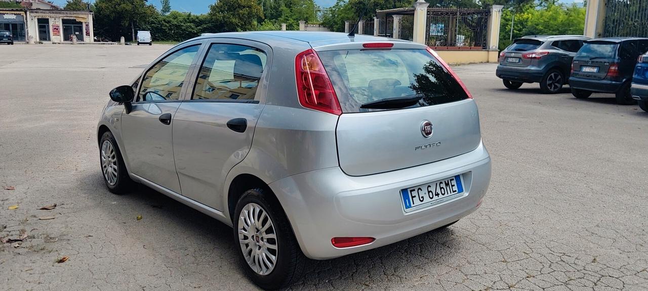 Fiat Punto 1.3 MJT II S&S 95 CV 5 porte Street