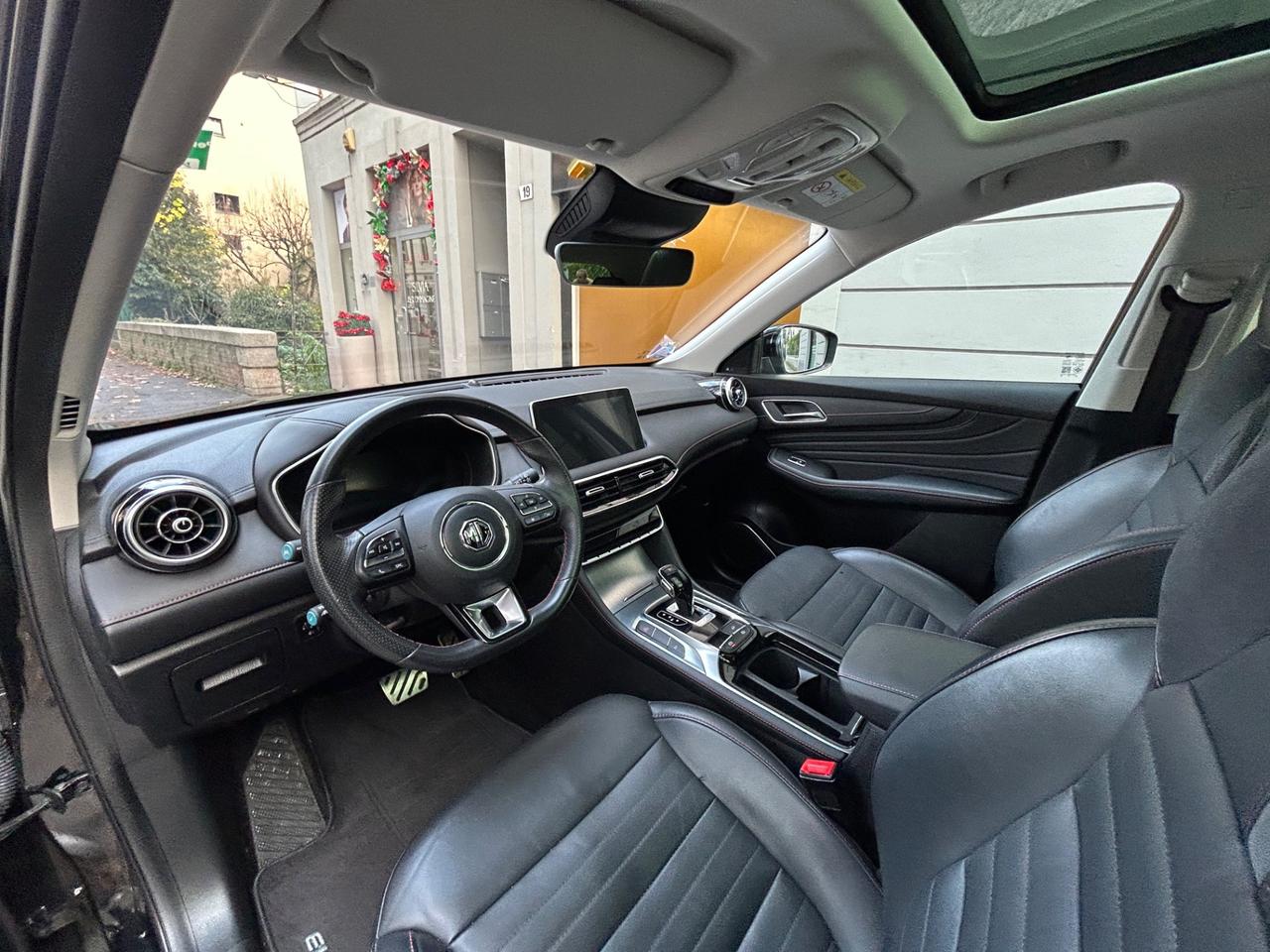 Mg EHS Plug-in HYBRID Exclusive auto | 40.000KM!!!