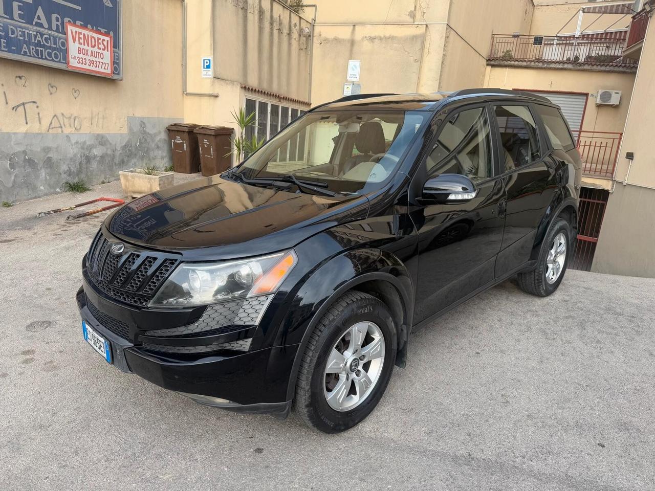 Mahindra XUV500 2.2 16V FWD W8 N1