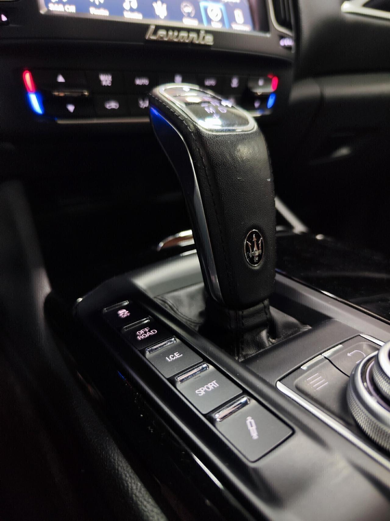 Maserati Levante V6 Diesel 250 CV AWD Granlusso Tetto