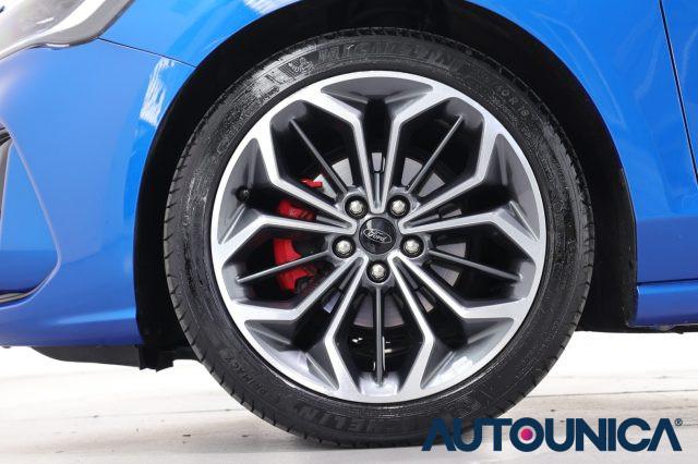 FORD Focus 1.0 ECOBOOS HYBRID 155 CV POWERSHIFT ST-LINE X