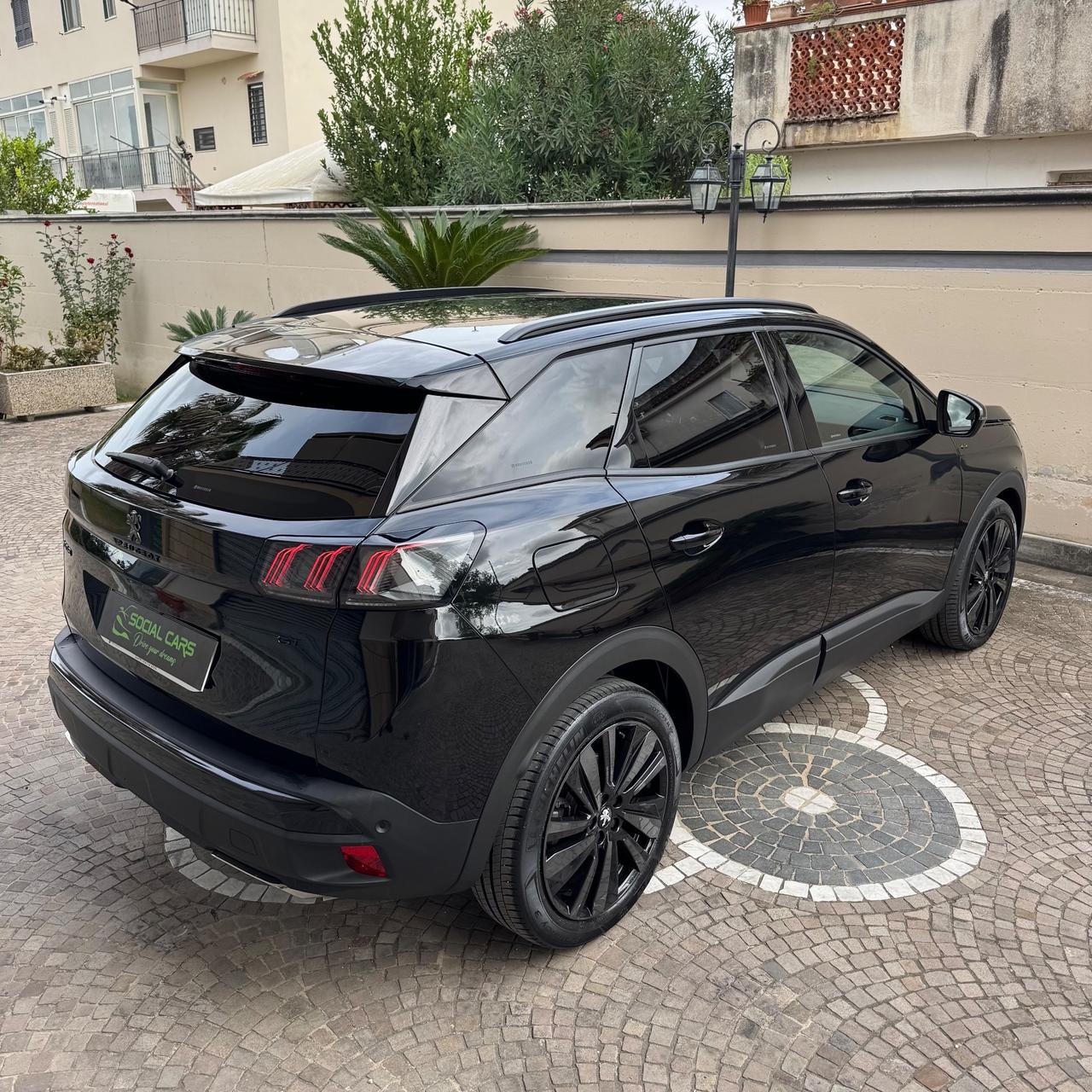 Peugeot 3008 GT TOTAL BLACK