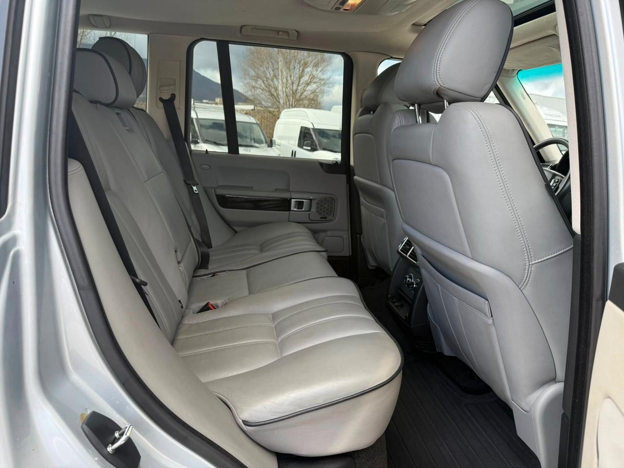 Land Rover Range 3.6 TDV8 272CV -VOGUE- FULL