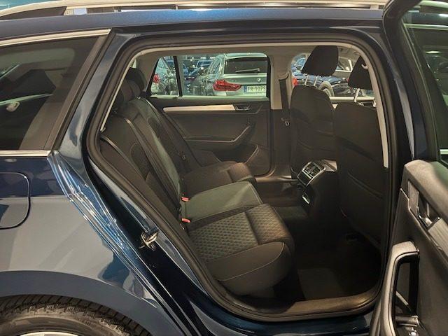 SKODA Superb 2.0 TDI EVO 150 CV SCR DSG Wagon Executive