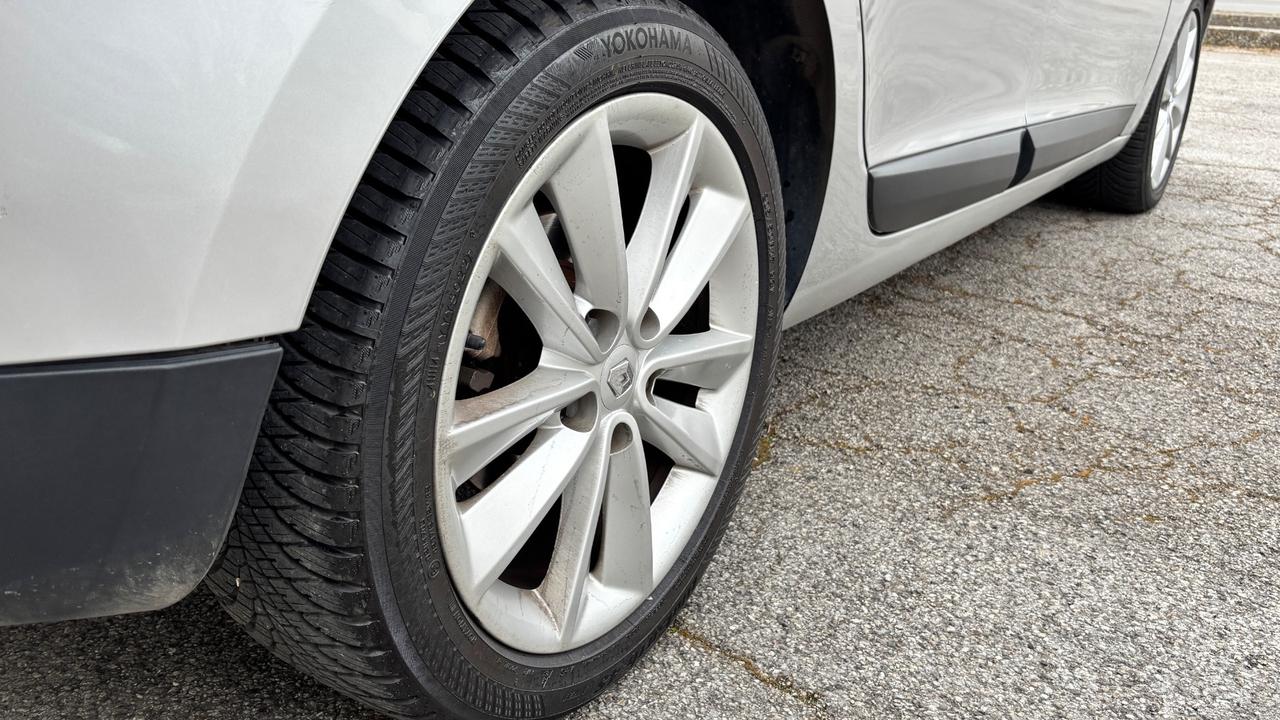 Renault Megane Mégane 1.5 dCi 110CV EDC Luxe