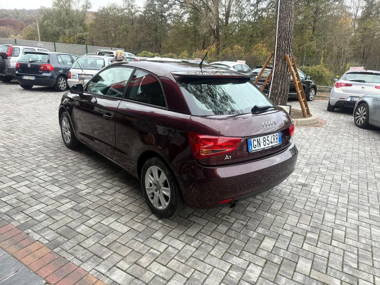 Audi A1 1.6 TDI 2012 - NEOPATENTATI