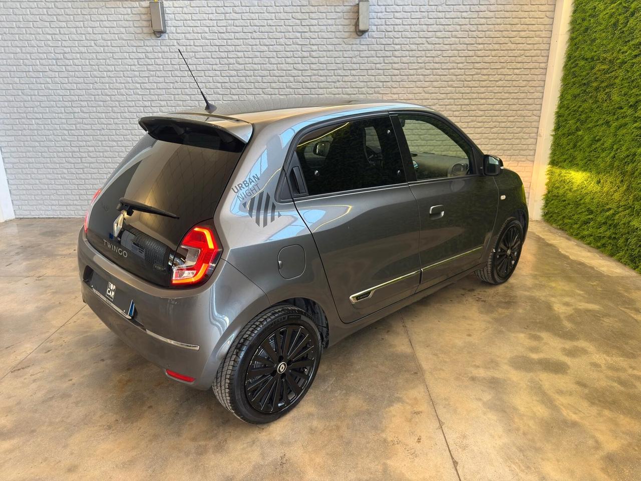 Renault Twingo Electric Urban Night