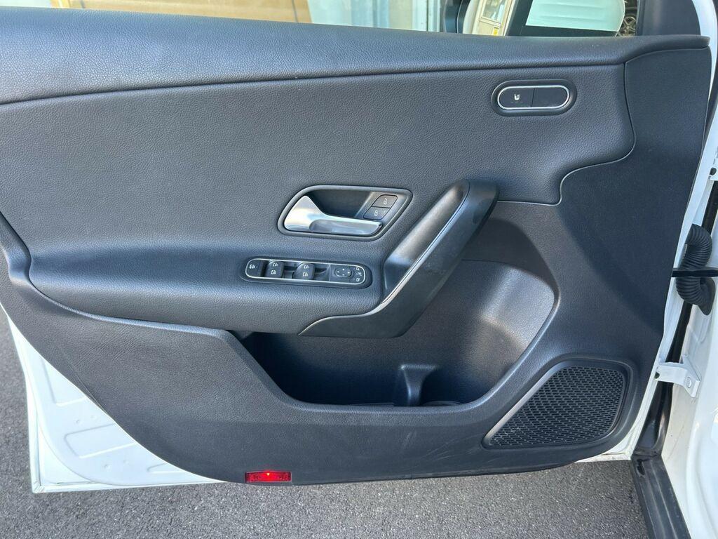Mercedes Classe A 180 180 D Advanced 8G-DCT