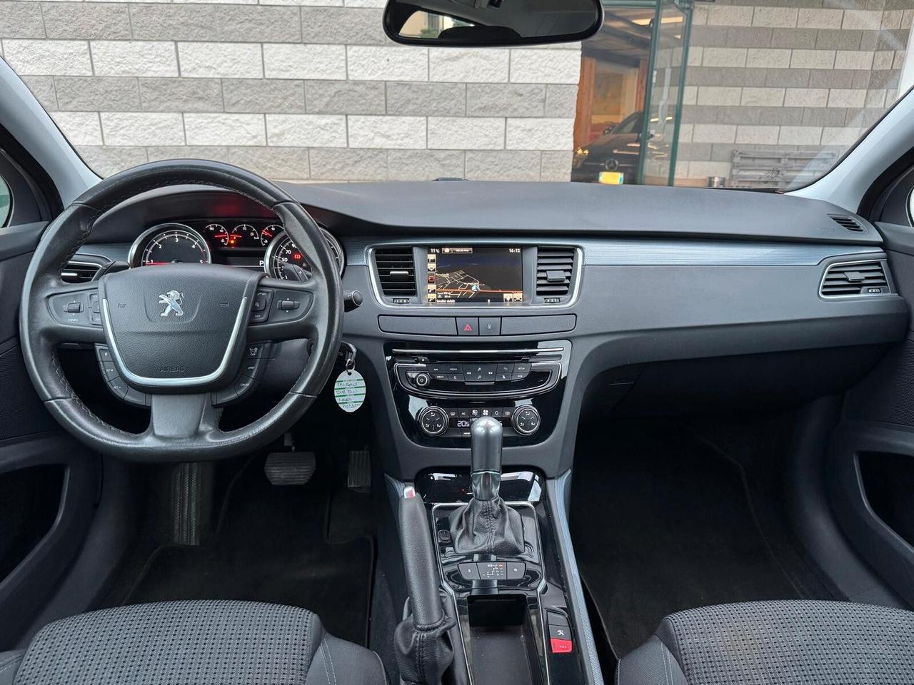 Peugeot 508 BlueHDi 180 EAT6 S&S SW Allure