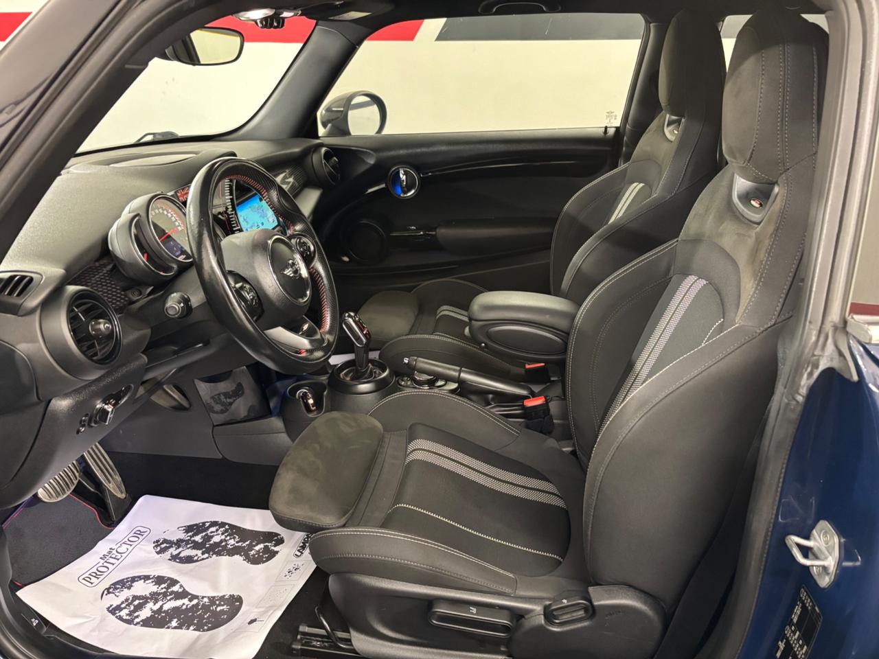 Mini 2.0 John Cooper Works* 231 CV*