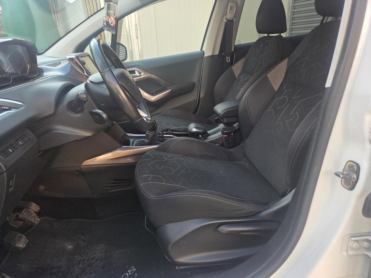 Peugeot 2008 1.4 HDi 68CV Allure