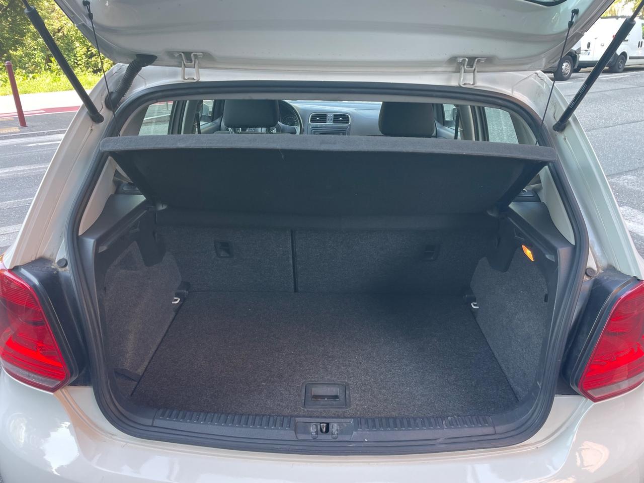 Volkswagen Polo 1.4 5 porte Highline/GARANZIA 12 MESI