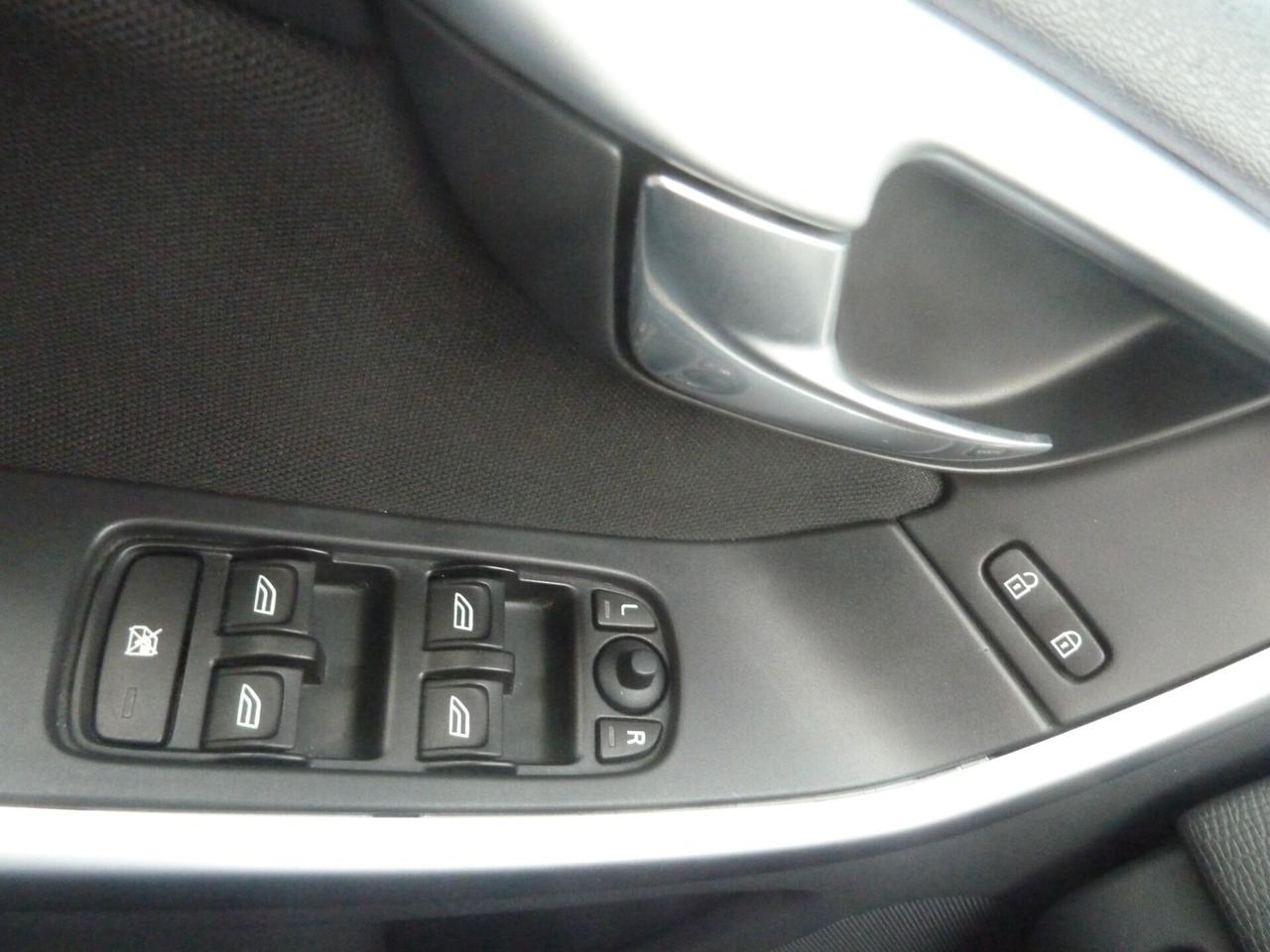 Volvo XC60 2.4 D 163 CV AWD Summum