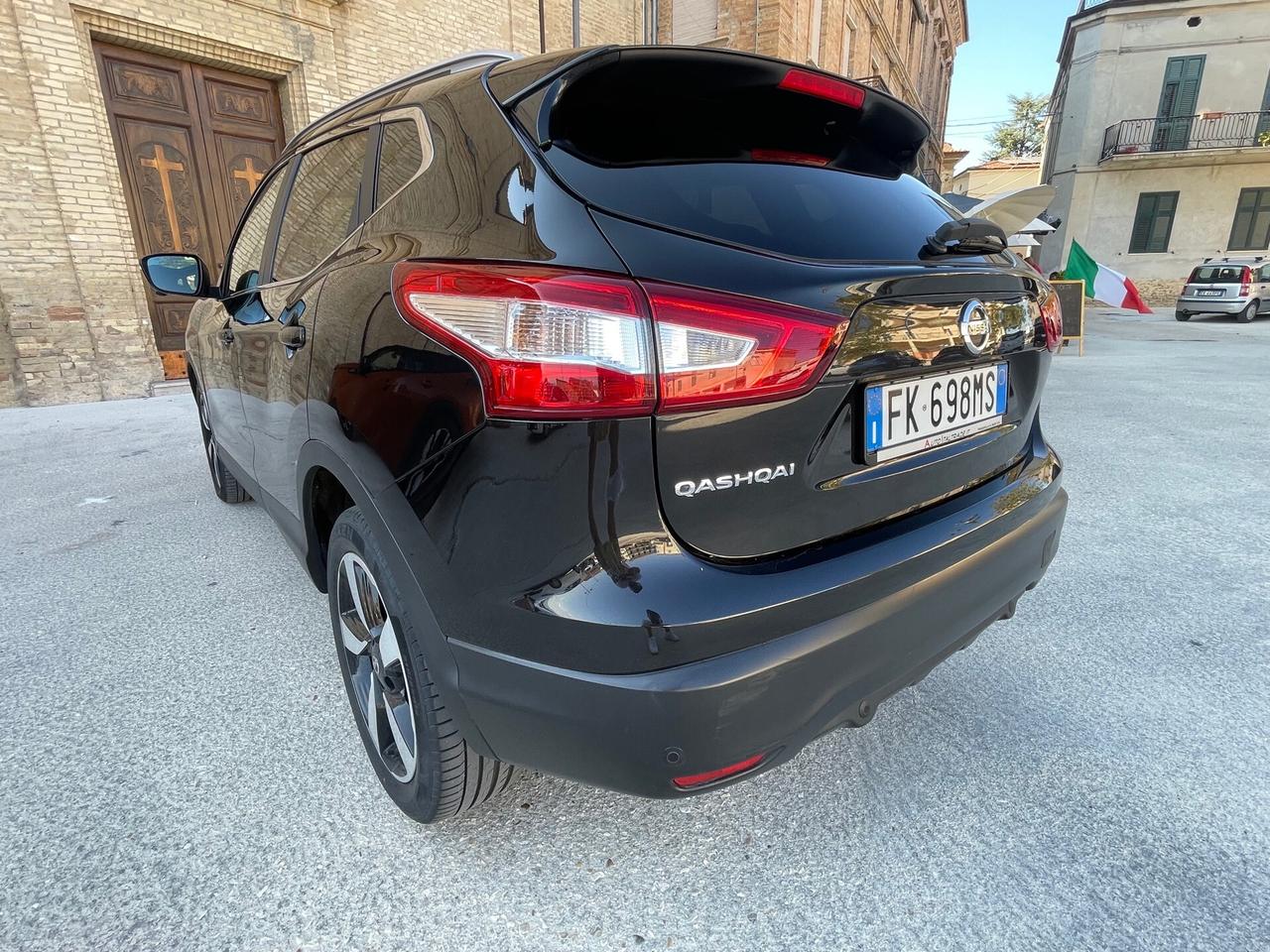 OCCASIONE: Nissan Qashqai 1.6 dCi 2WD full optional solo da QUALITYCARS PESCARA