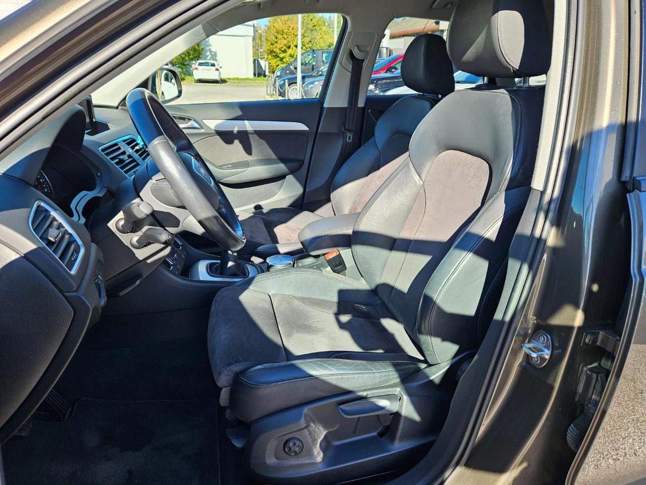 Audi Q3 2.0 TDI 150 CV Design/UNICOPROPRIETARIO