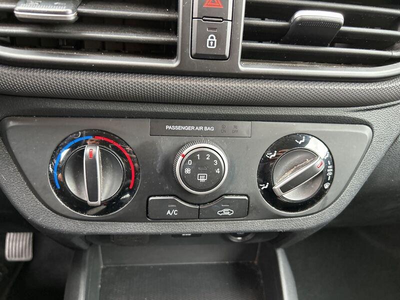 Hyundai i10 III 2020 1.0 mpi Tech Connect Pack