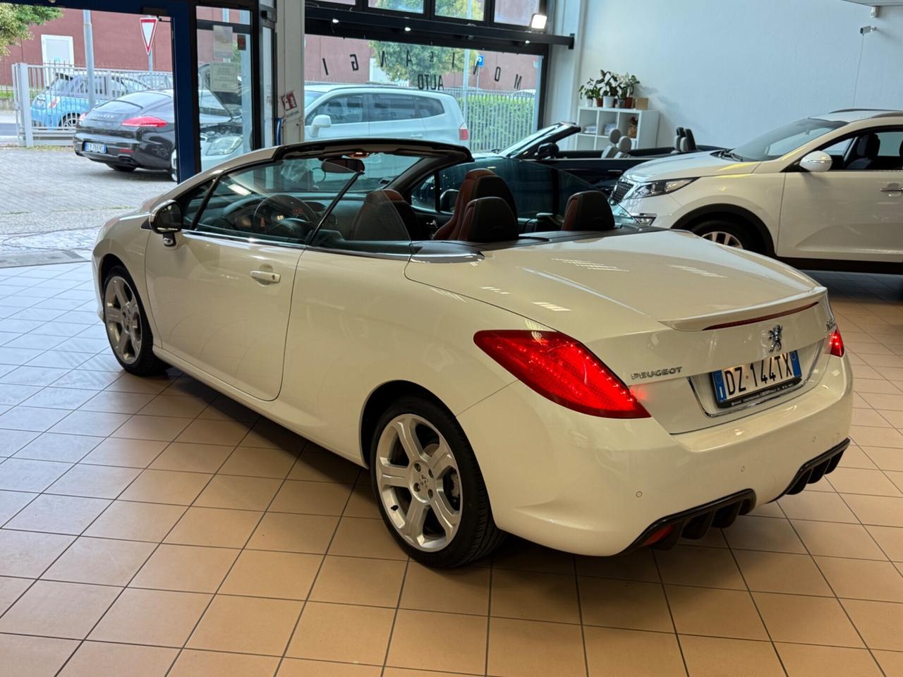 Peugeot 308 CABRIO 1.6 THP 156CV aut. CC Féline
